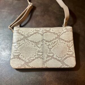 Jewell Elegant Snake Print Crossbody Bag